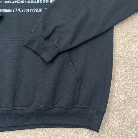 Grunt Style Hoodie Large Black Pullover American Flag Logo Patriotic Casual Men - Picture 10 of 15